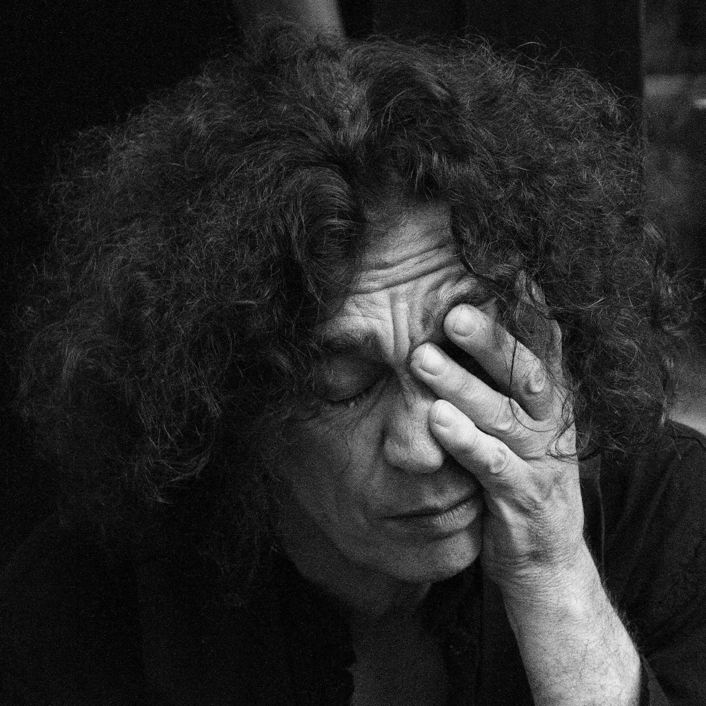 Homme-qui-pleurs